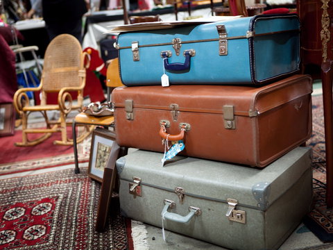 Collectable Sundays - Bus Depot Markets - New South Wales Tourism  2