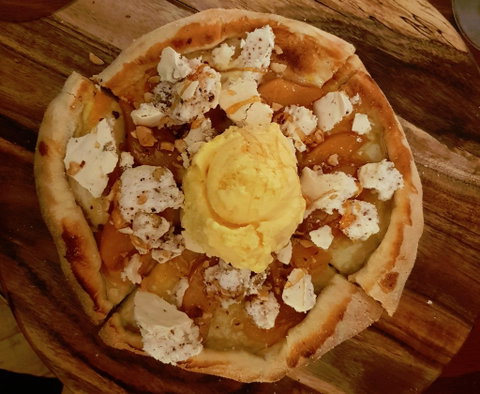 Friday Night Wood-Fired Pizzas - New South Wales Tourism  1