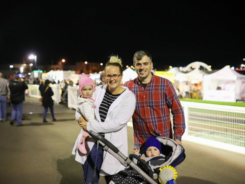 Gosford Night Markets - New South Wales Tourism  2