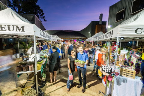 Hand Made Under The Stars - Twilight Market - New South Wales Tourism  0