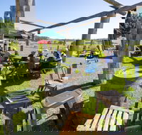 Live Music Sundays at Mountain Ridge Wines - New South Wales Tourism 