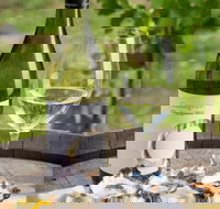 Oysters in the Vines - Seafood and Wine Festival - New South Wales Tourism 