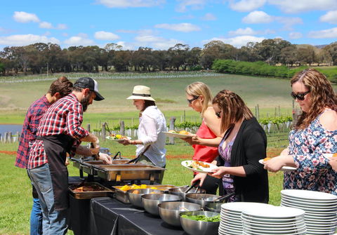 Stockmans Ridge Meets Smoking Brothers - New South Wales Tourism  0