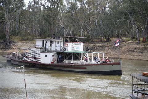 Sweat Vs Steam - New South Wales Tourism  1