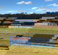 Tathra Cup Hawaiian Themed Fashions on the Field - New South Wales Tourism 