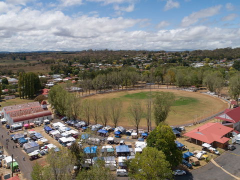 The Minerama Fossicking, Gem And Jewellery Show - New South Wales Tourism  0