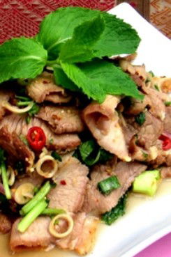 Lao-Thai Luammit Restaurant - New South Wales Tourism  3