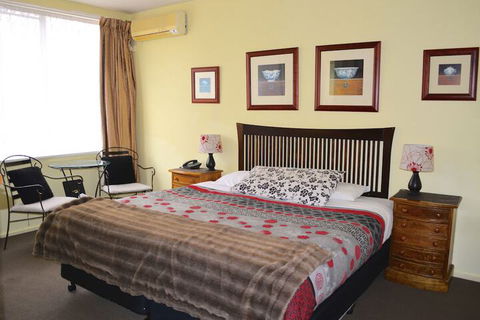 Knightsbridge Apartments - New South Wales Tourism  5