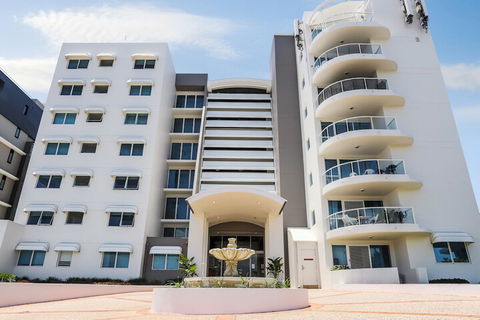 Regency On The Beach - New South Wales Tourism  3