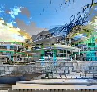 Rolling Surf Resort - New South Wales Tourism 