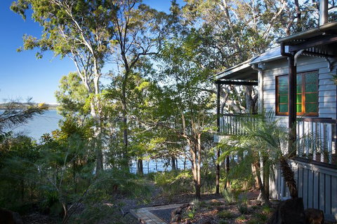 Eumarella Shores Noosa Lake Retreat - New South Wales Tourism  1