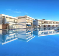 Pool Port Douglas - New South Wales Tourism 