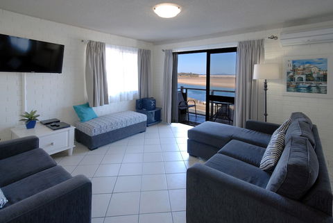 Marcel Towers Holiday Apartments - New South Wales Tourism  5