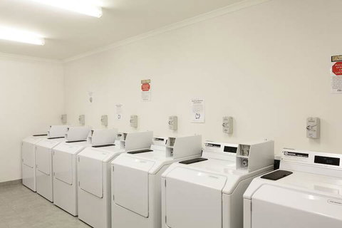 Macquarie University Village - New South Wales Tourism  5