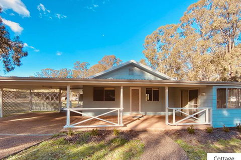 Pokolbin Village - New South Wales Tourism  6