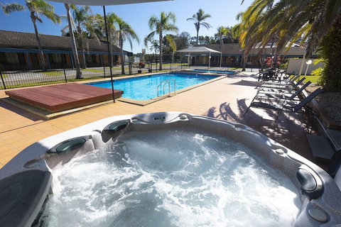 Seashells Beachfront Resort - New South Wales Tourism  4
