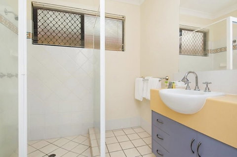 Central Plaza Apartments - New South Wales Tourism  2