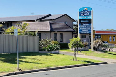 Pigeon House Motor Inn - New South Wales Tourism  0