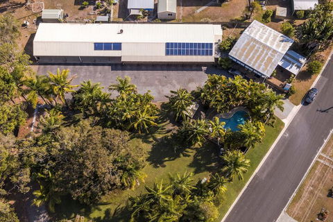 Tin Can Bay Motel - New South Wales Tourism  3