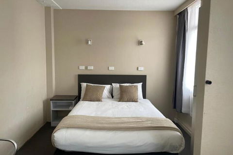 Astor Hotel Motel - New South Wales Tourism  7