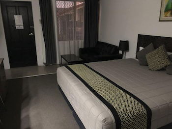 Burke And Wills Motor Inn - New South Wales Tourism  5