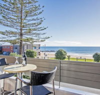 Beachfront Voyager Motor Inn - New South Wales Tourism 