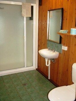 Atherton Blue Gum B&B - New South Wales Tourism  6