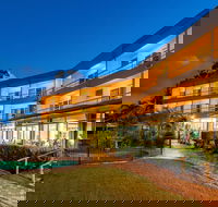 Camelot Motel - New South Wales Tourism 