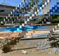 Pine Tree Motel - New South Wales Tourism 