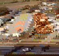 Tamworth Motor Inn  Cabins - New South Wales Tourism 