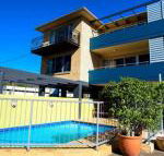 Caribbean Motel - New South Wales Tourism 