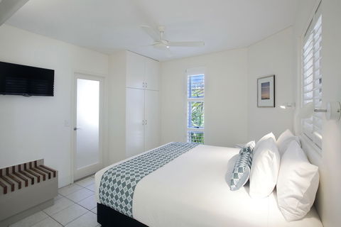 Maison Noosa Beachfront Resort - New South Wales Tourism  4