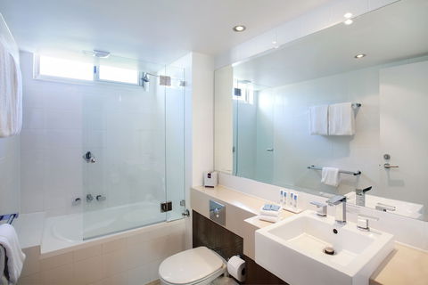 Maison Noosa Beachfront Resort - New South Wales Tourism  5