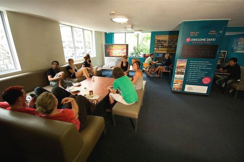 Base Backpackers Brisbane Uptown Hostel - New South Wales Tourism  2