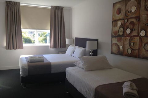 Hotel Gracelands - New South Wales Tourism  3