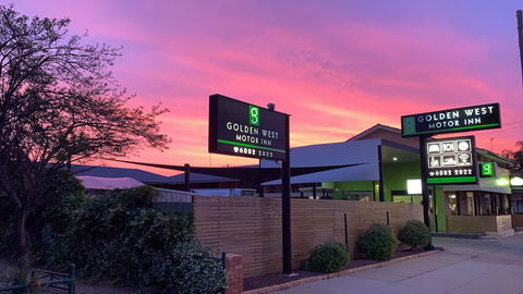 Golden West Motor Inn - New South Wales Tourism  2