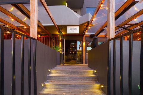 Townhouse Hotel - New South Wales Tourism  0