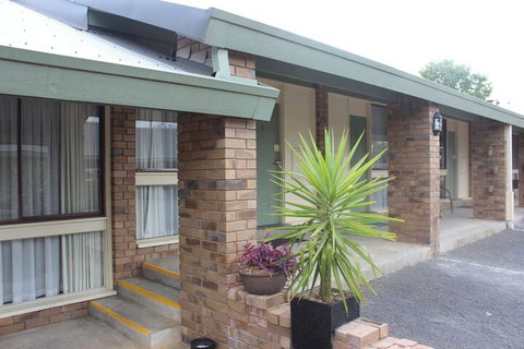 Bendigo Homestead Motor Inn & Apartments - New South Wales Tourism  4