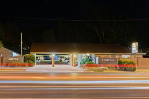 Bendigo Homestead Motor Inn & Apartments - New South Wales Tourism  0