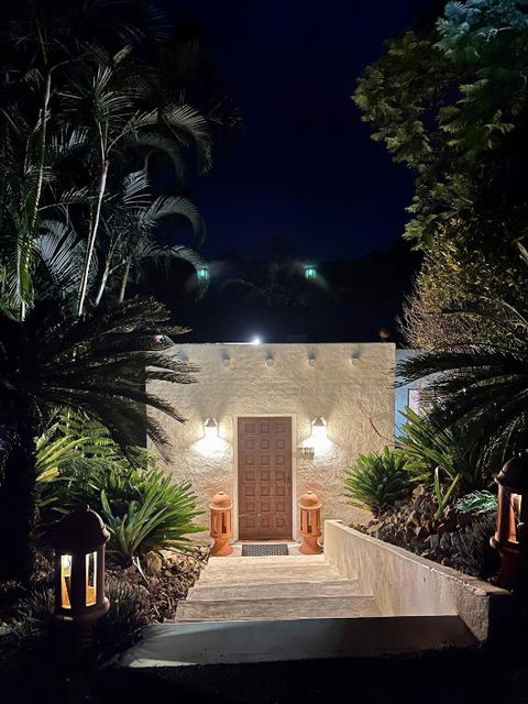 Sensom Luxury Bed & Breakfast - New South Wales Tourism  6