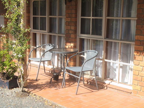 Yarragon Motel - New South Wales Tourism  5