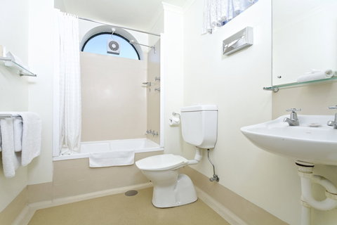 BreakFree Directors Studio - New South Wales Tourism  4