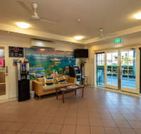 Cairns Queens Court - New South Wales Tourism 