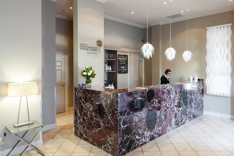 Majestic Old Lion Apartments - New South Wales Tourism  2