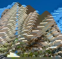 Beach House Seaside Resort Coolangatta - New South Wales Tourism 