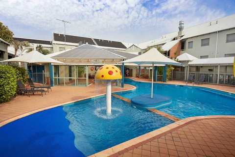 Broadwater Resort Como - New South Wales Tourism  2