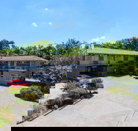 Forrest Hotel and Apartments - New South Wales Tourism 