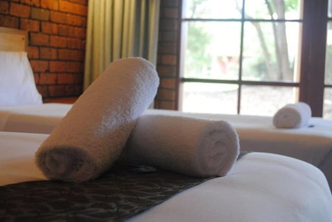 Grange Burn Motel - New South Wales Tourism  6
