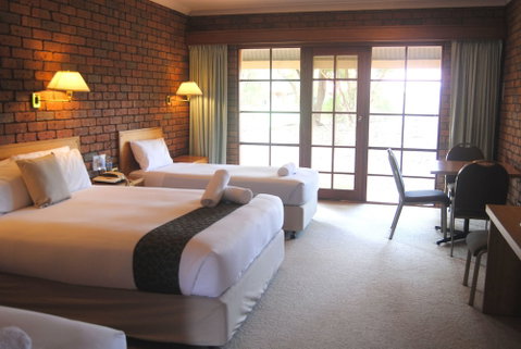 Grange Burn Motel - New South Wales Tourism  5