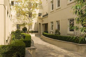Caroline Serviced Apartments South Yarra - New South Wales Tourism  0